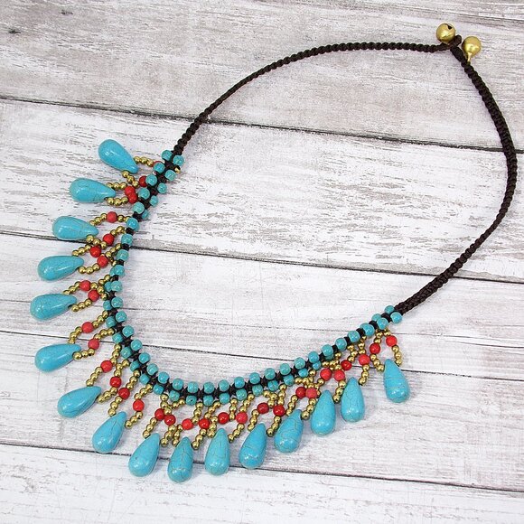 Turquoise fringe bead necklace with small teardrop shape stones and red stones - Picture 7 of 9